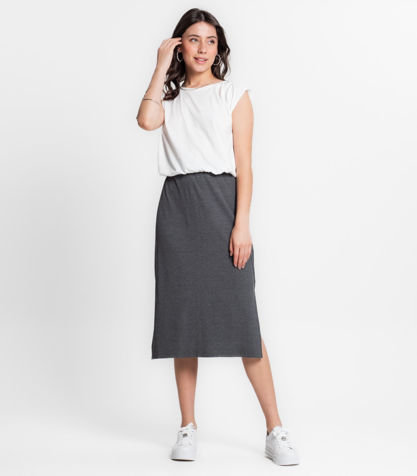 Saia Midi Canelada Infinita Cor Cinza