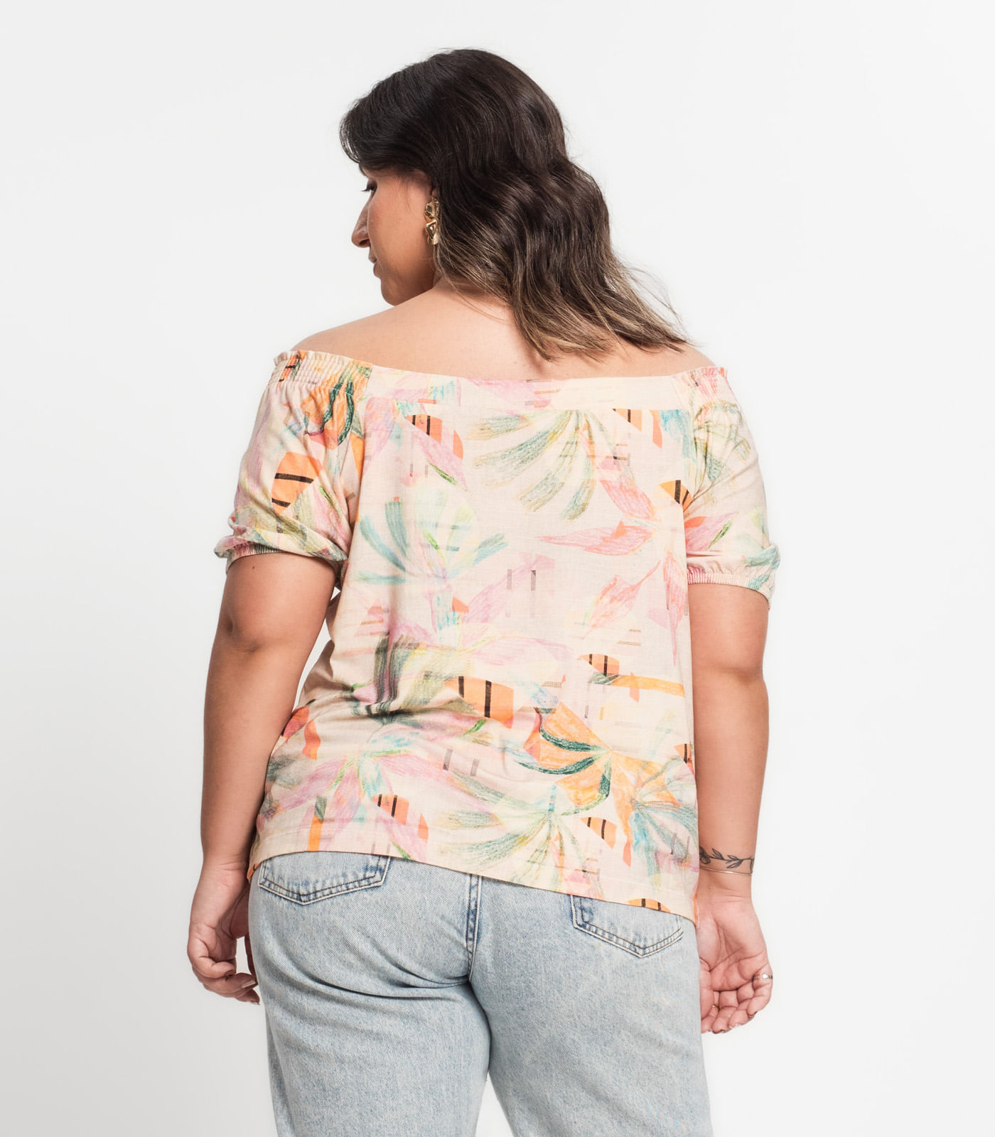 Blusa Ciganinha Plus Select Bege - Imagem 3