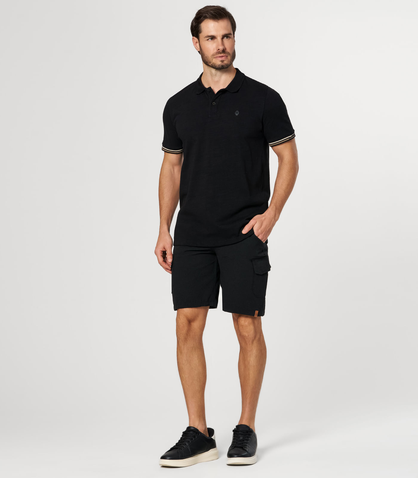 Bermuda Masculina Sarja Com Bolsos Cargo Shift Preto - Imagem 3