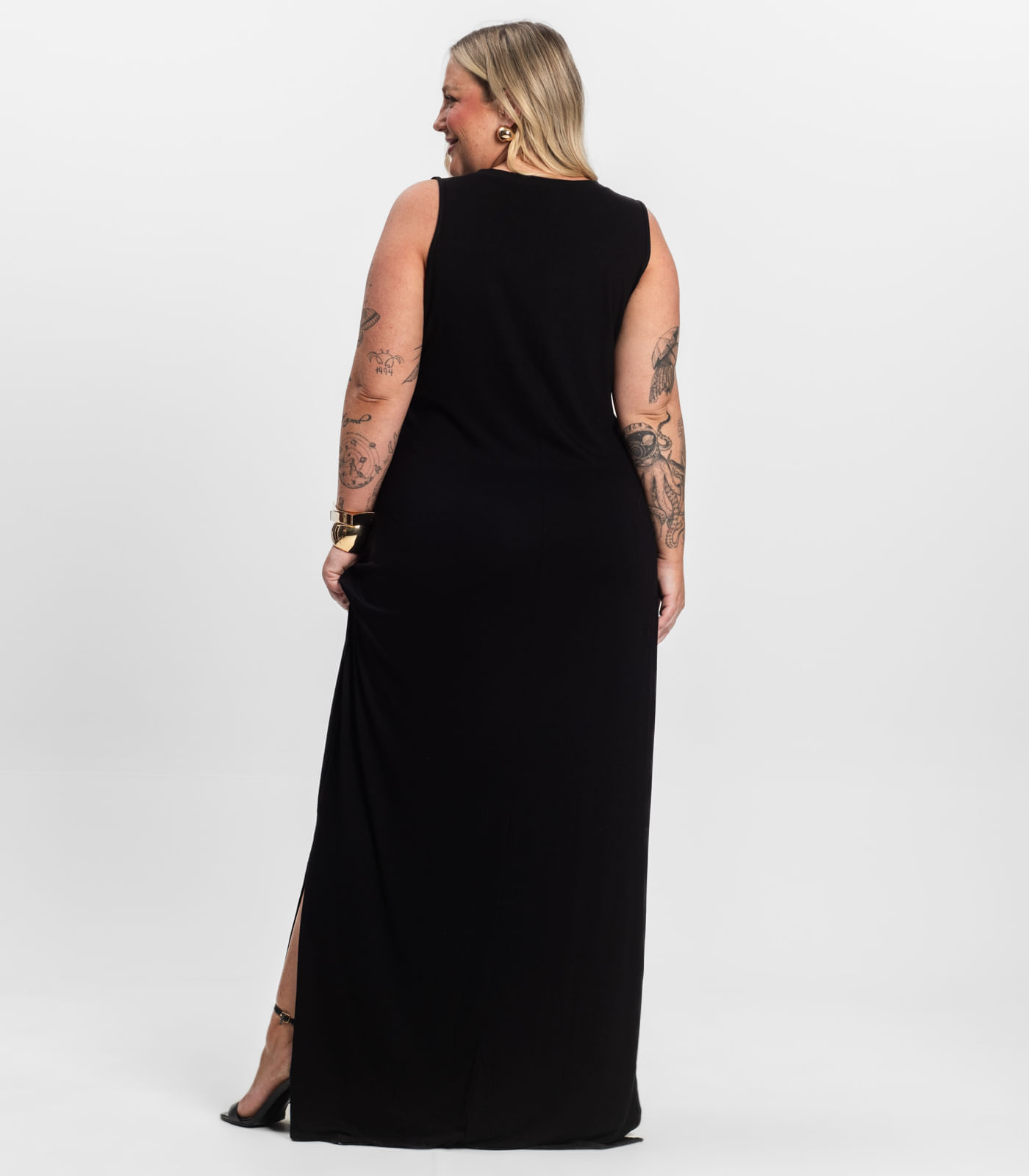 Vestido Longo Plus Size Infinita Cor Preto - Imagem 3