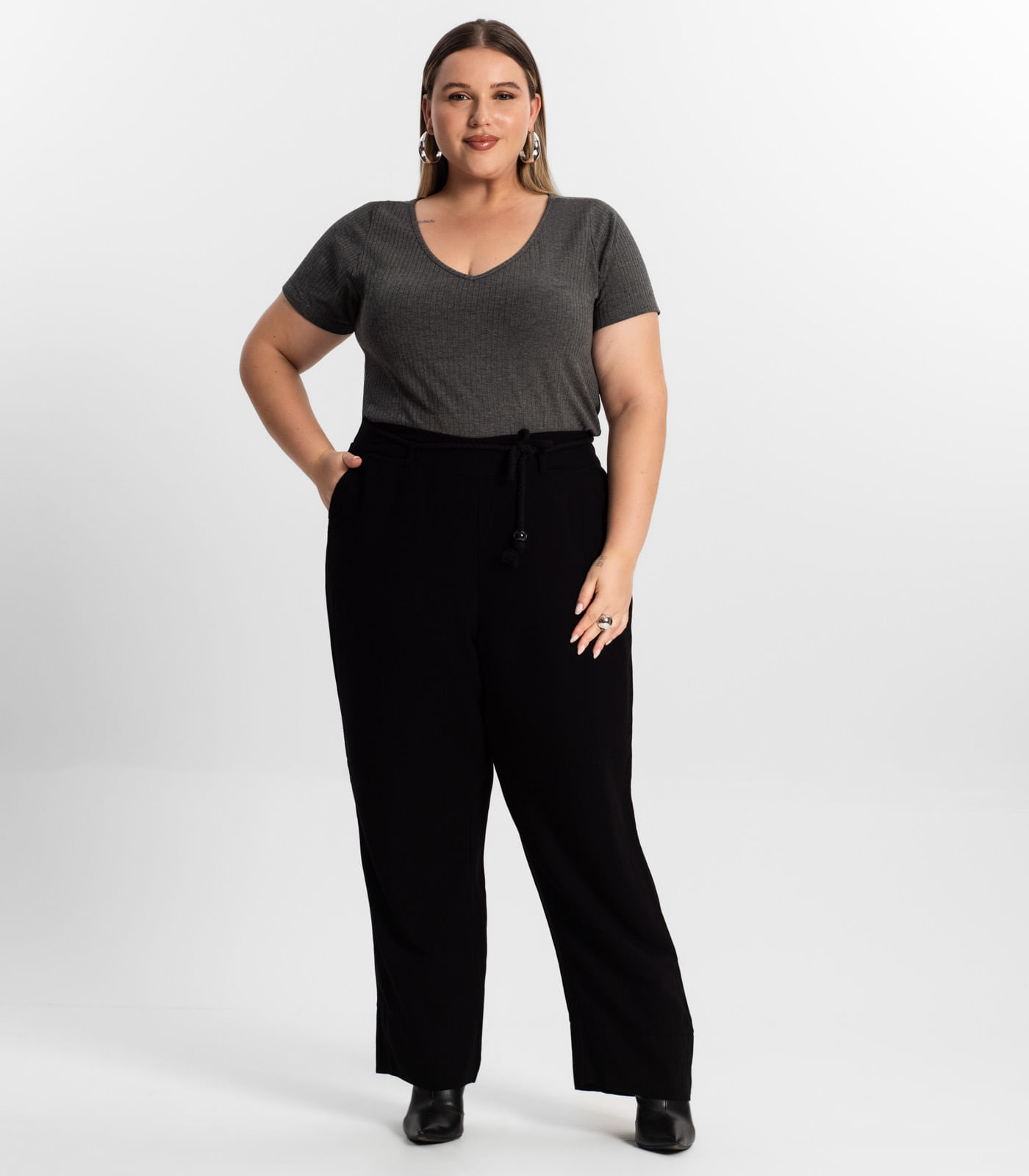 Blusa Feminina Plus Size da Infinita Cor Cinza - Imagem 8