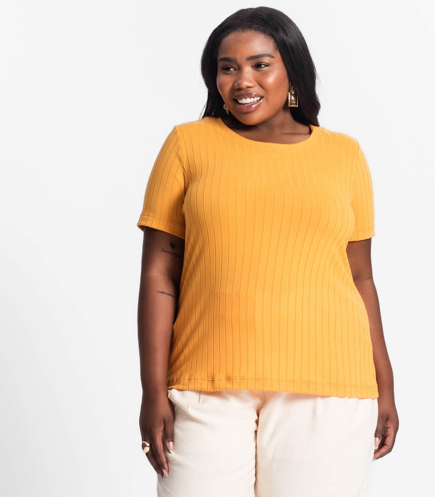 Blusa Malha Delicate Plus Infinita Cor Amarelo - Imagem 2