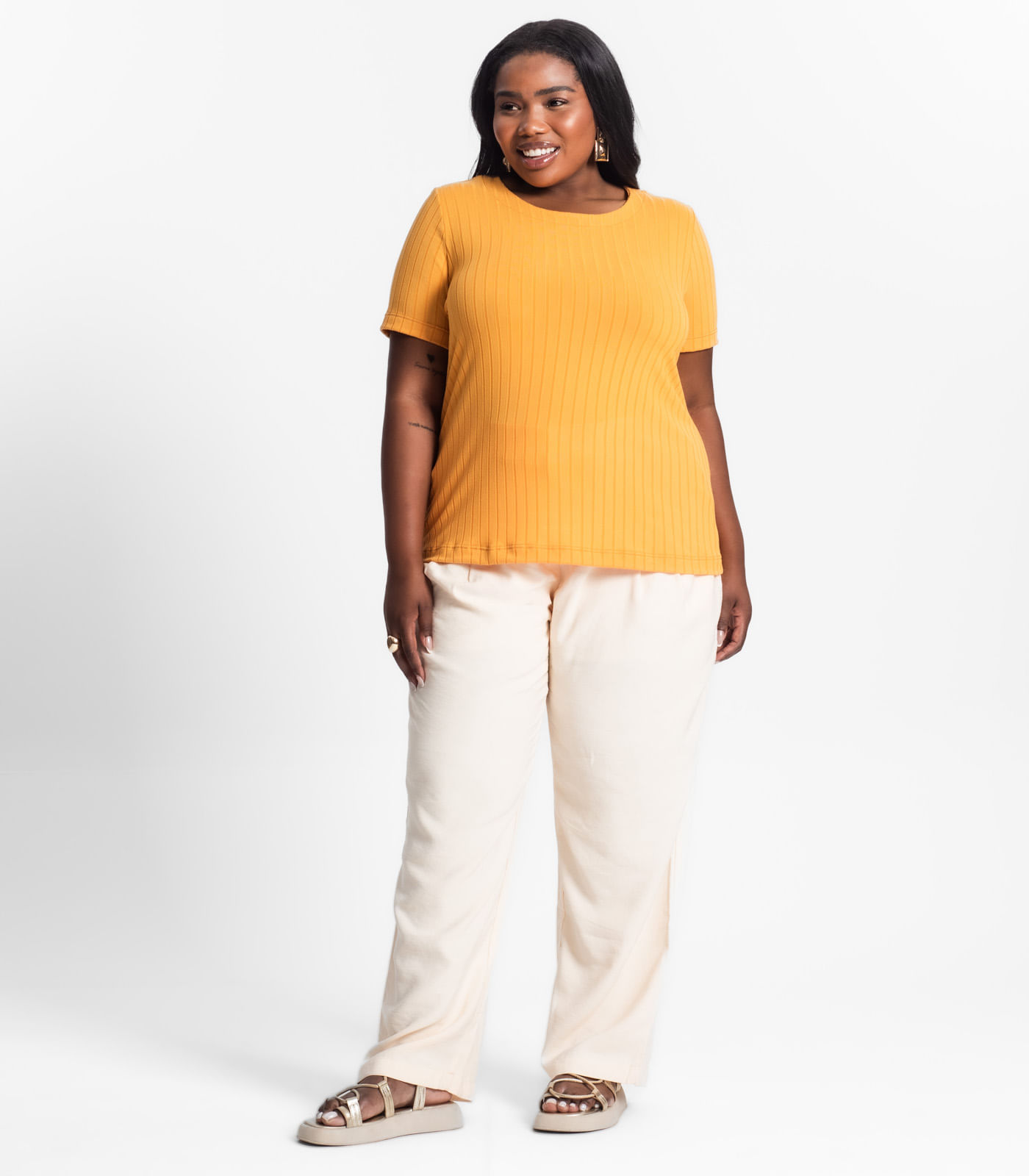 Blusa Malha Delicate Plus Infinita Cor Amarelo - Imagem 7