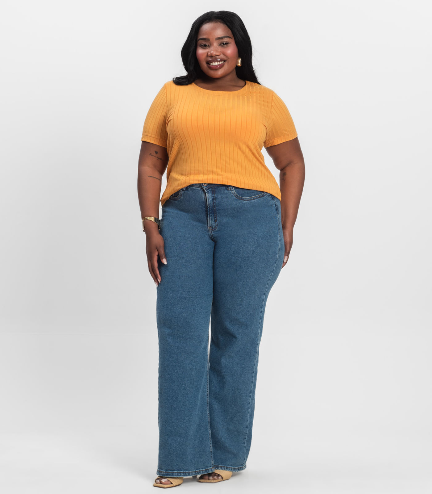 Blusa Malha Delicate Plus Infinita Cor Amarelo - Imagem 8