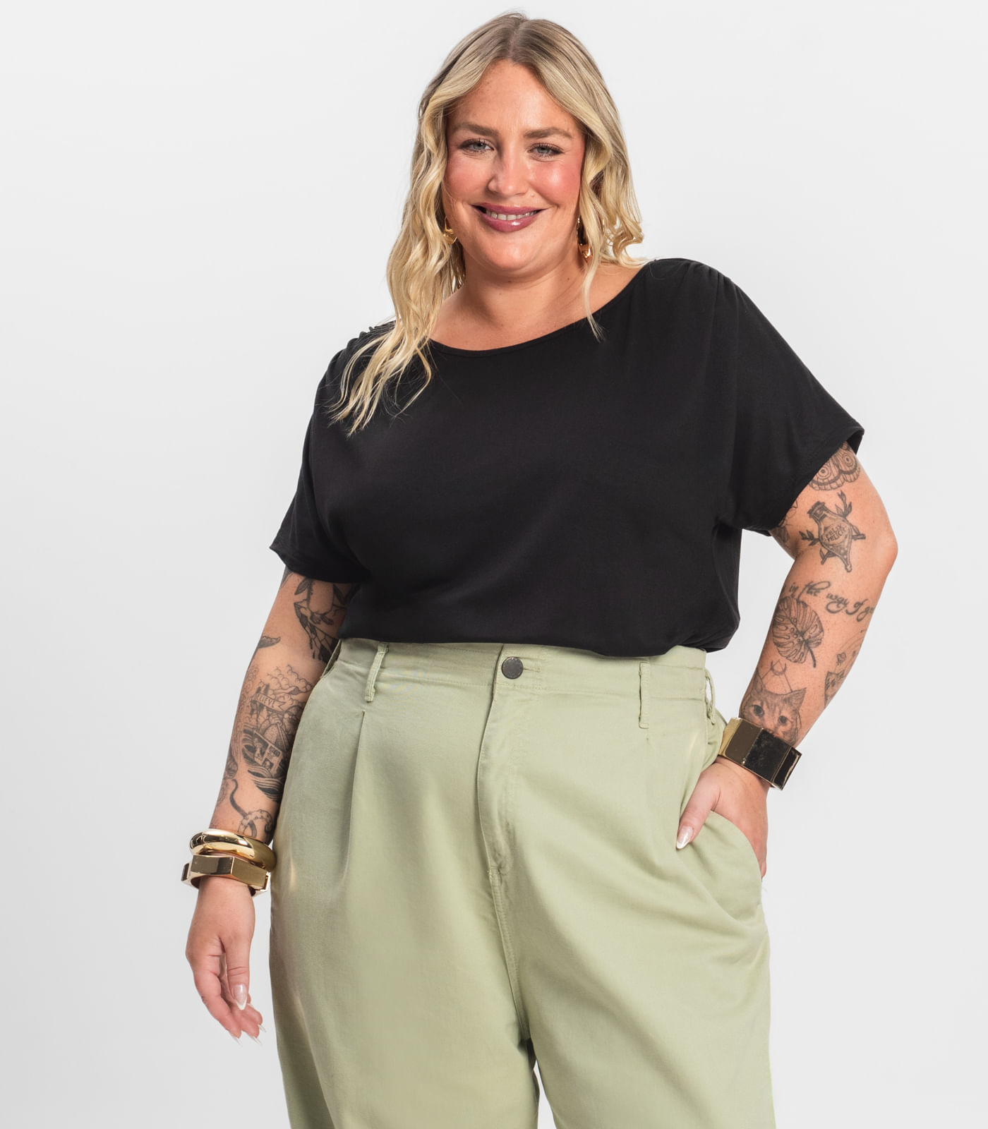 Blusa Lisa Plus Infinita Cor Preto - Imagem 7