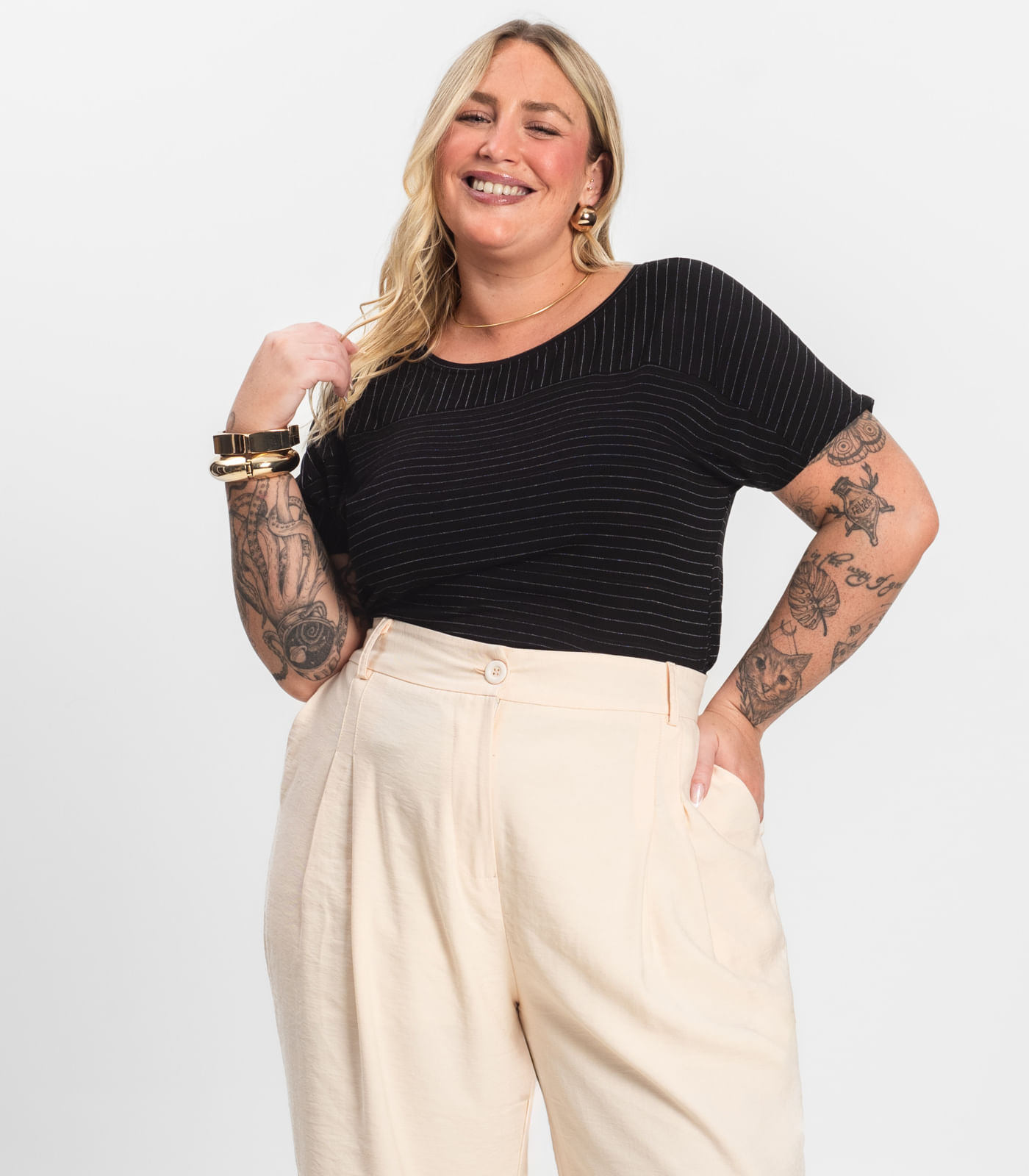 Blusa Feminina de Viscose Plus Size Infinita Cor Preto