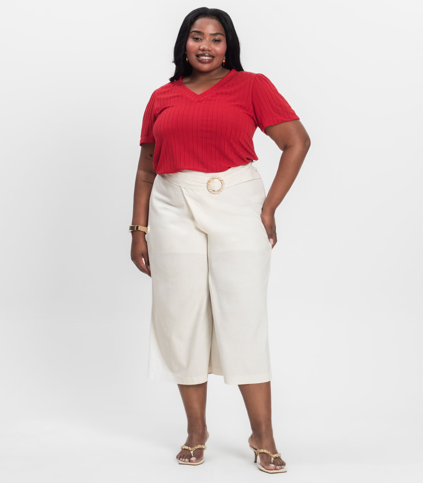 Blusa Malha Delicate Plus Infinita Cor Vermelho - Imagem 16