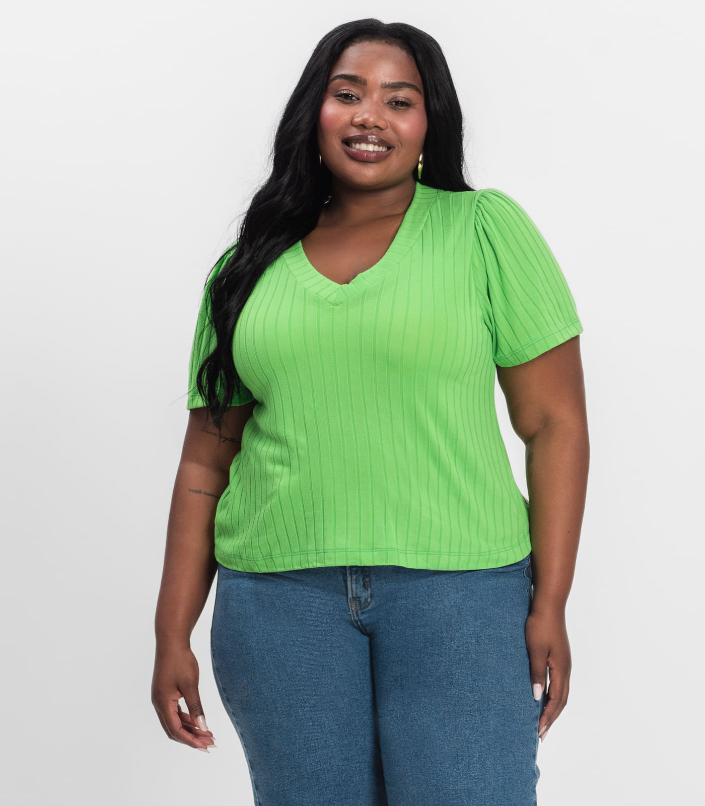 Blusa Canelada Plus Infinita Cor Verde