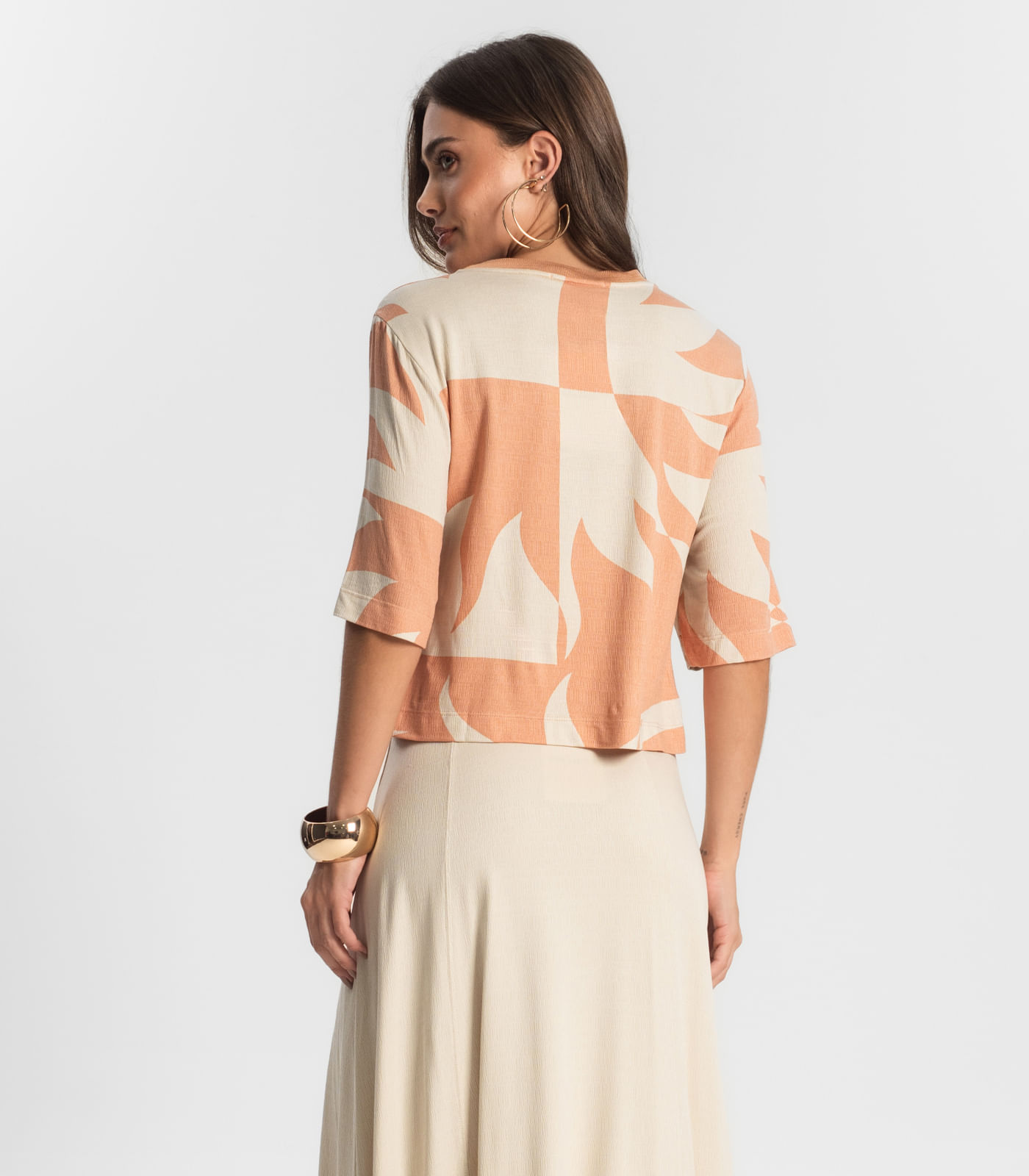 Blusa Feminina Manga Curta Endless Marrom - Imagem 3