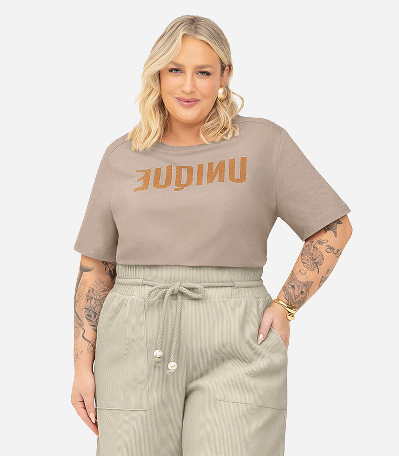 Camiseta Meia Malha Plus Size Secret Glam Marrom