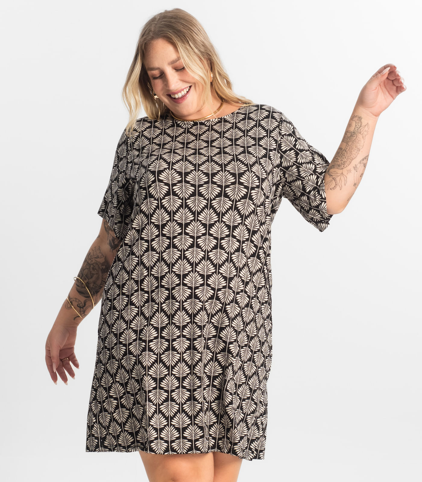 Vestido Estampado Plus Size Secret Glam Preto - Imagem 12