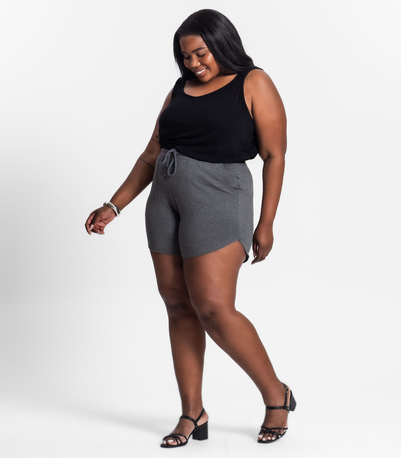 Shorts Feminino Plus Size Secret Glam Cinza - Imagem 4