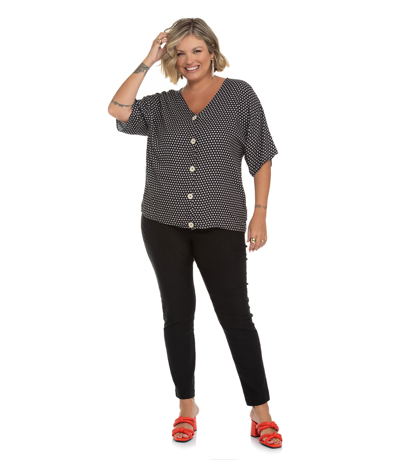 Camisa Feminina Plus Size Estampada Secret Glam Preto - Imagem 21