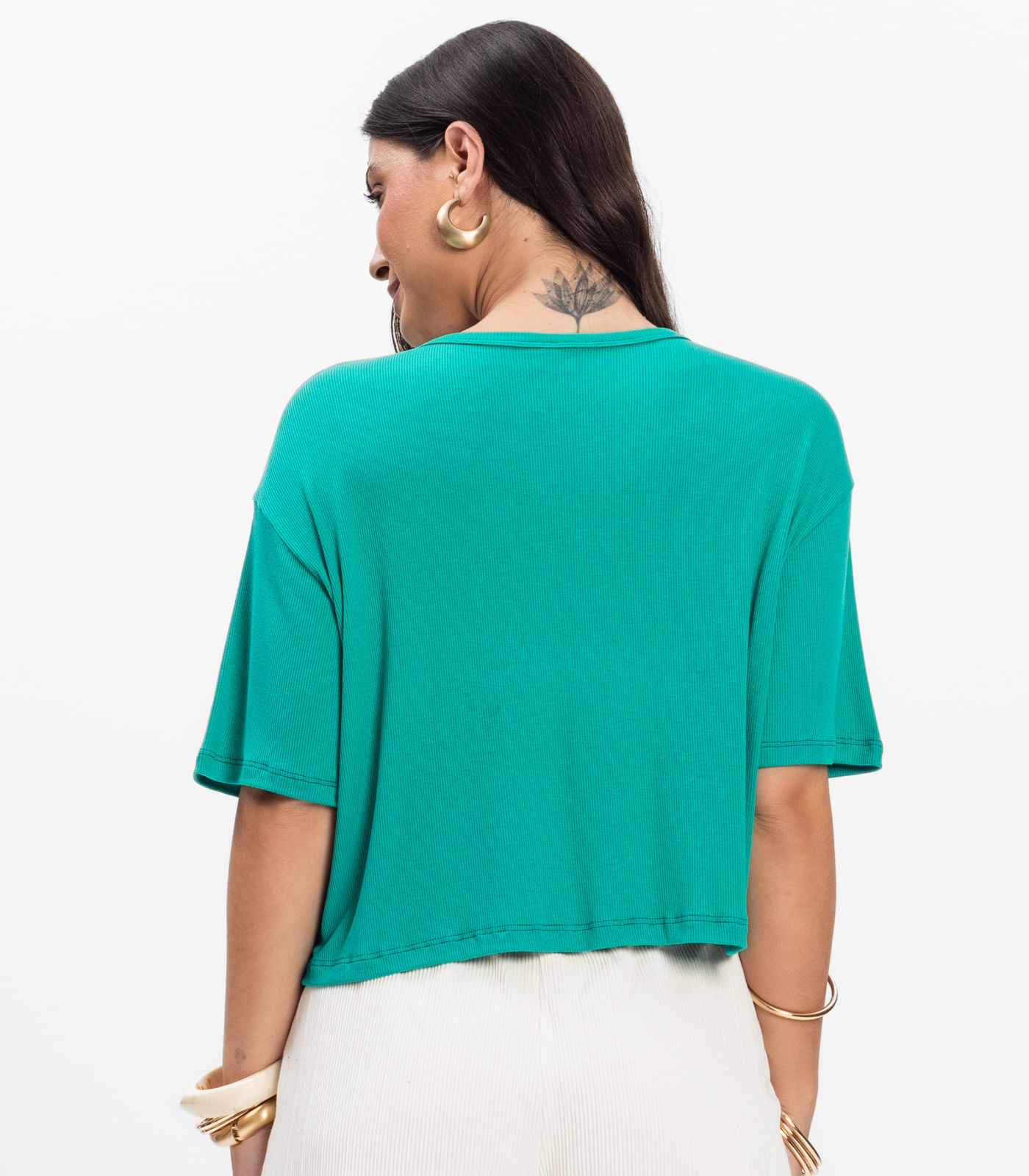 T- Shirt Feminina Canelada Infinita Cor Verde - Imagem 3