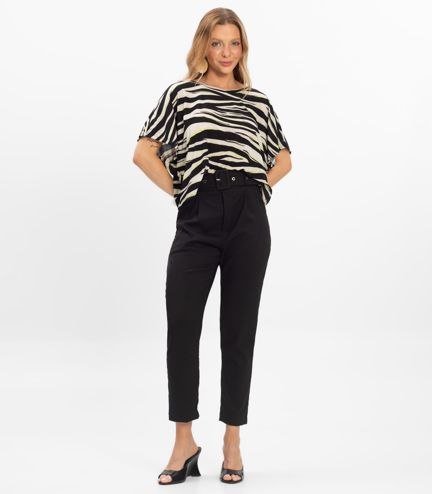 Blusa Feminina em Liganete Infinita Cor Bege - Imagem 8