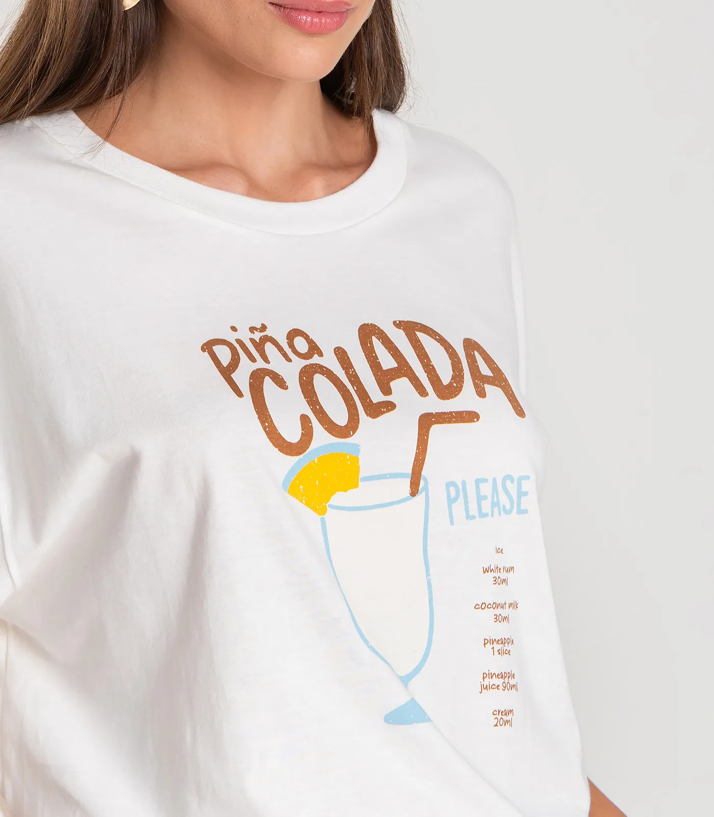 T- Shirt Feminina Oversized Dianna Bege - Imagem 4