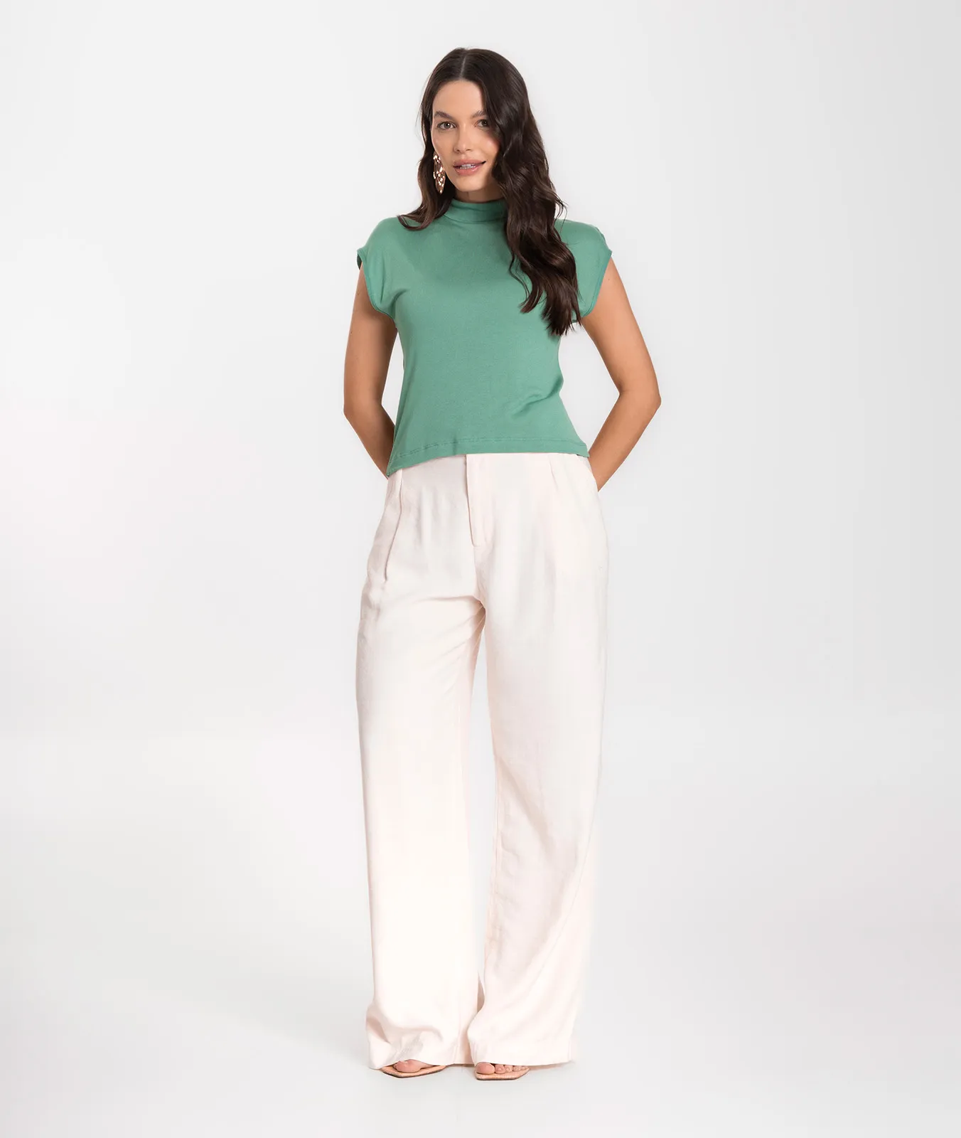 Regata Feminina em Visco Tricot Infinita Cor Verde - Imagem 4