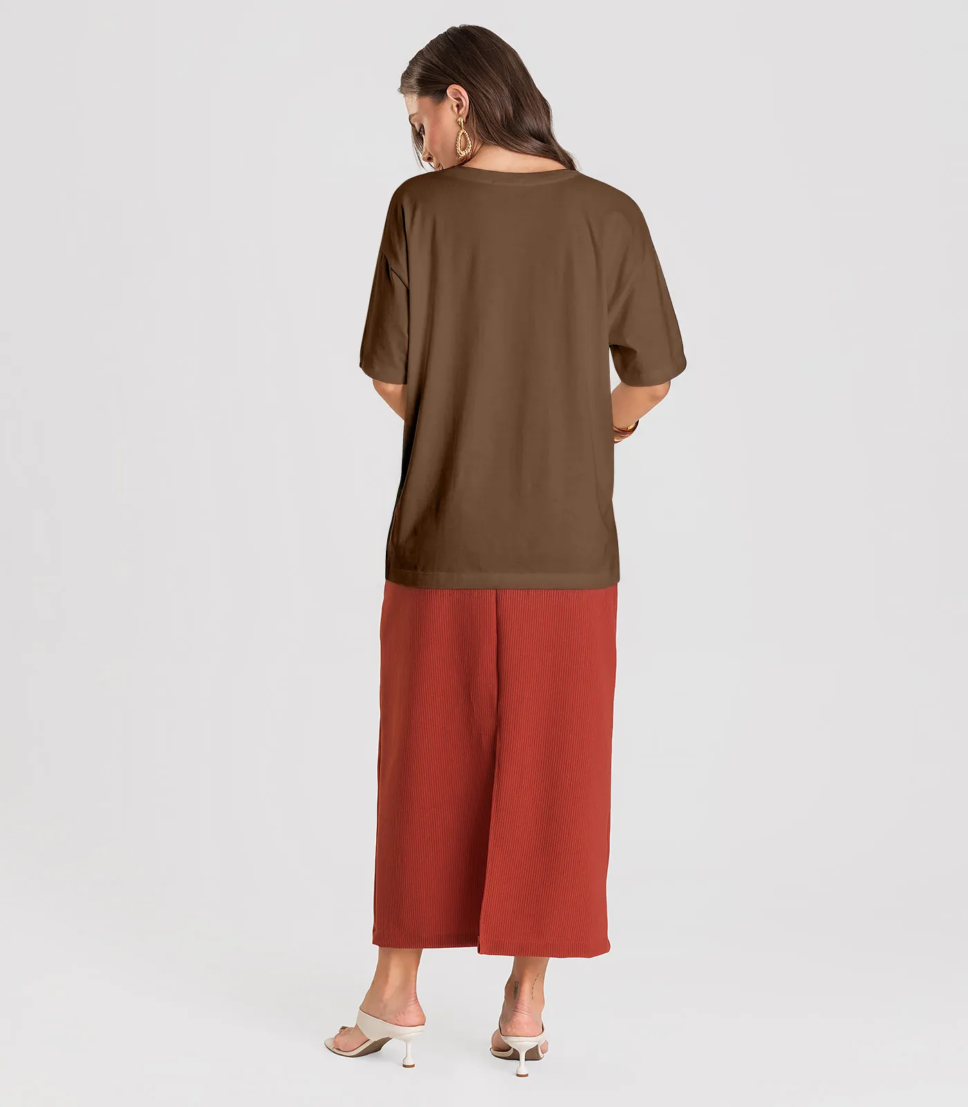 T- Shirt Feminina Oversized Dianna Marrom - Imagem 5