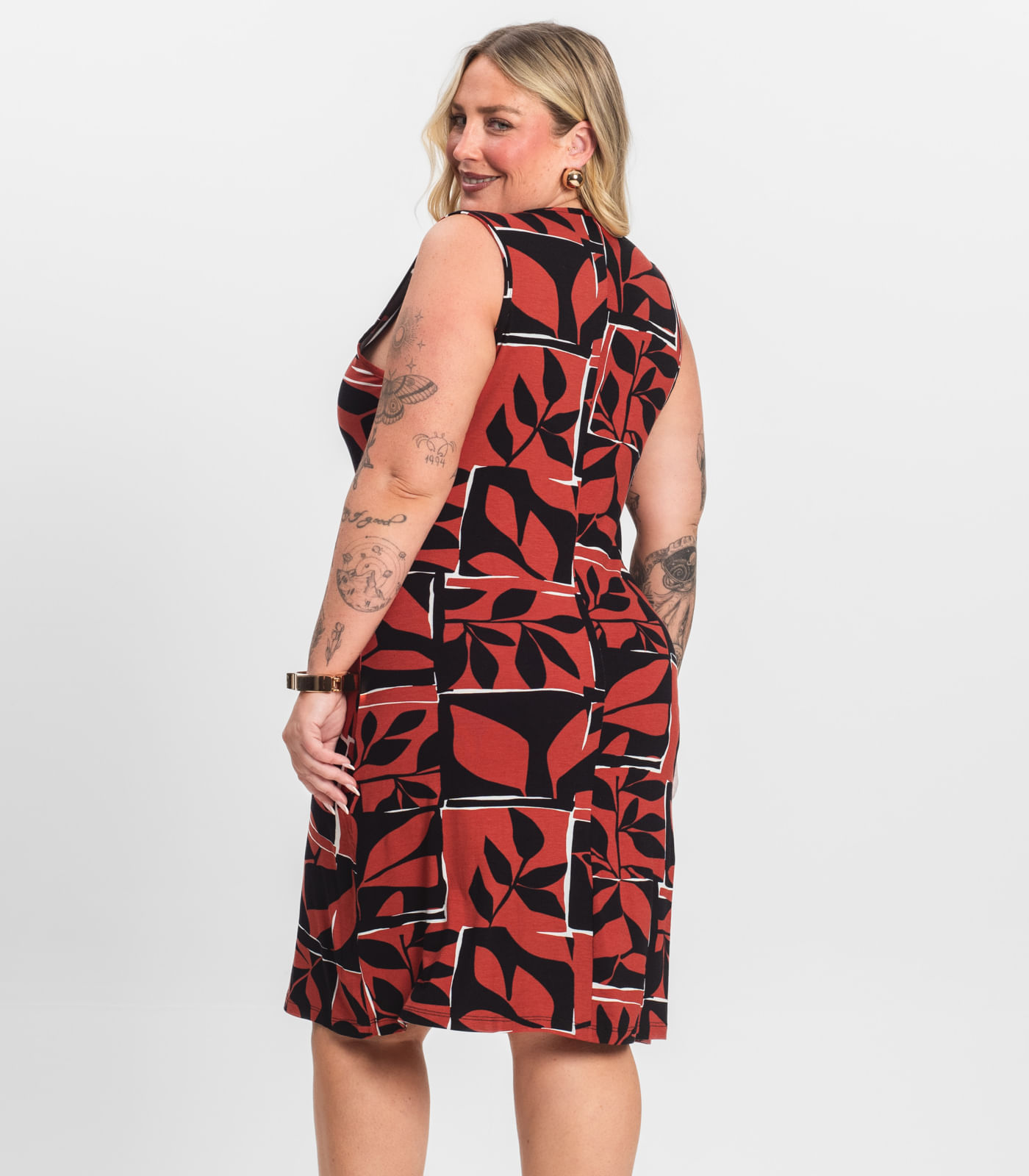 Vestido Plus Size Estampado Infinita Cor Laranja - Imagem 19