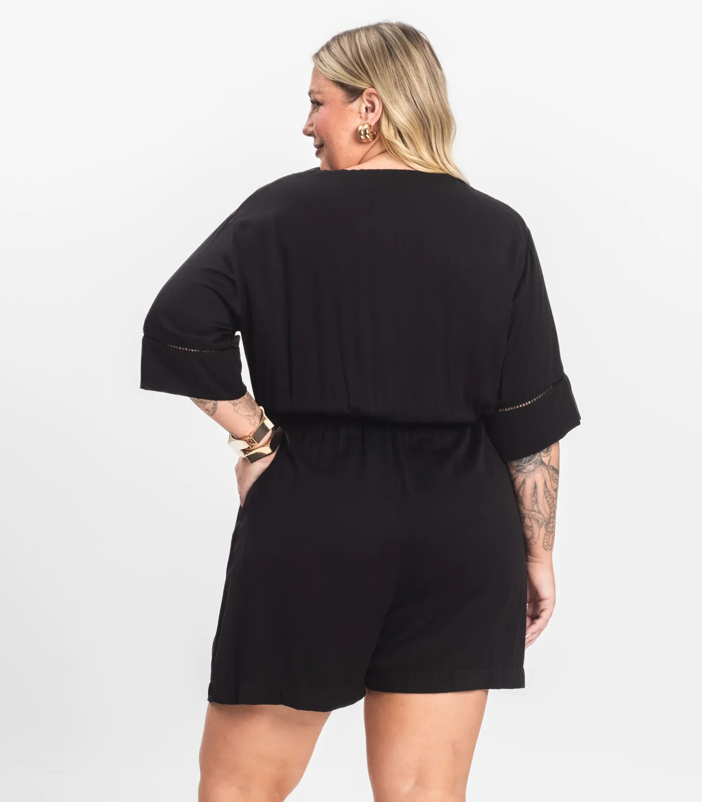 Macaquinho Feminino Plus Size Secret Glam Preto - Imagem 3