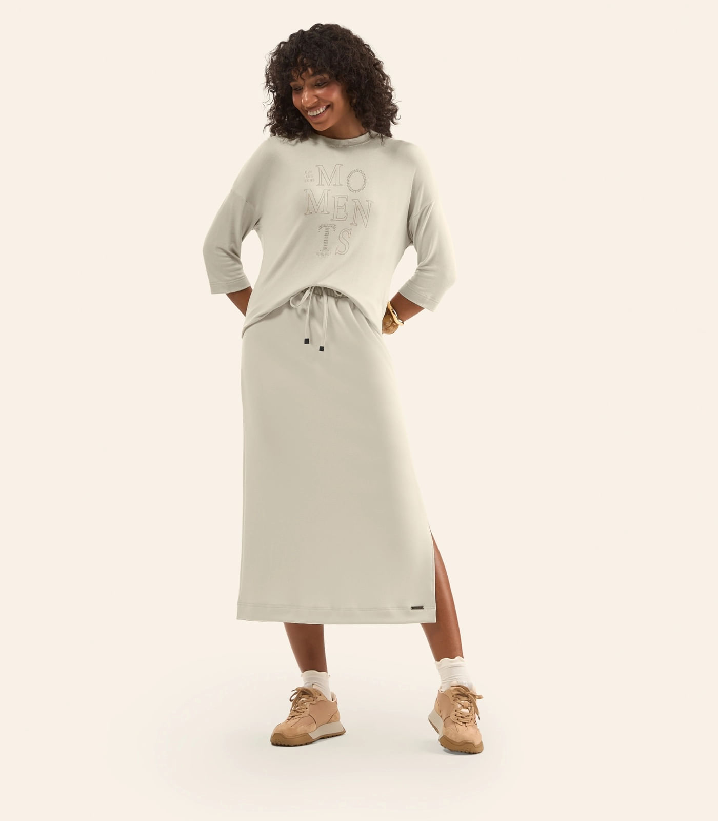 Saia Midi Feminina em Ponto Roma Rovitex Bege